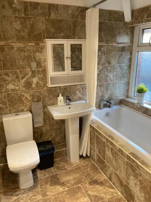 Coniston House Lancaster 3 Bedrooms Parking And Garden Esterno foto